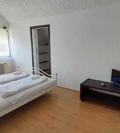 Bluebird Apartman Zalakaros Exterior photo